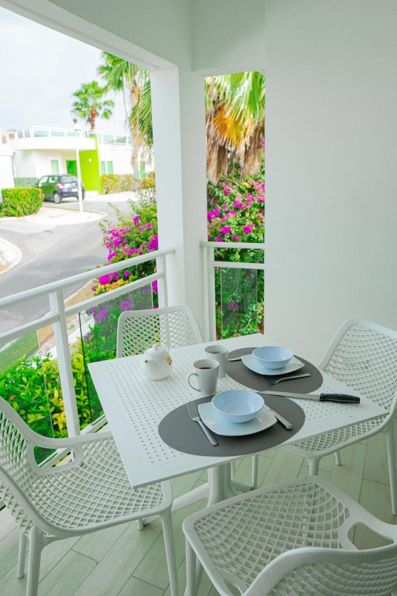 Piscadera Harbour Village Willemstad Esterno foto